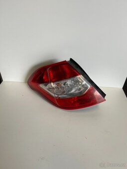 Zadní světla Peugeot Citroen - 6