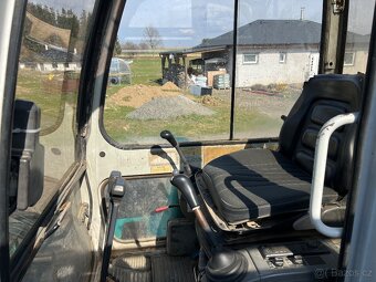 Kobelco SK 035 coupé - 6