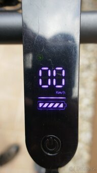 Elektrická koloběžka GoGEN VOYAGER 500W S 801B černá - 6