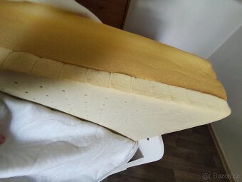 Dětská holčičí postýlka 146x76cm s matrací a prostěradly - 6