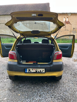 Toyota Yaris 1.0 VVT-i 50kw STK - 6