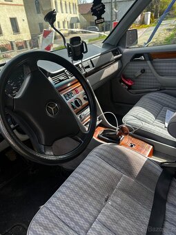 Mercedes Benz w124 2.5D - 6