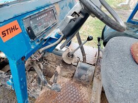 Malotraktor domácí výroby s vlečkou. - 6