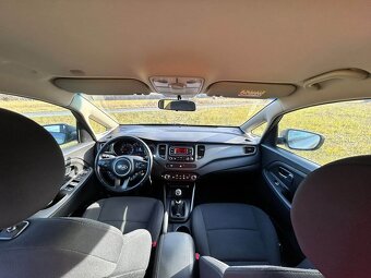 Kia carens - 6