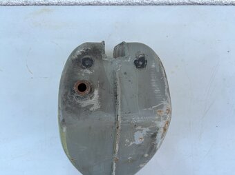 Predám palivovú nádrž na Jawa Pionier 50/05,20,21 - 6