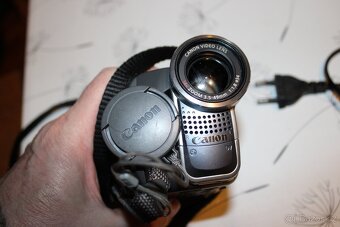 Kamera Canon MVX200i - 6