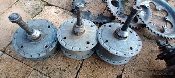 Babetta 210 - Náboj předního   azadního kola Babetta - 6