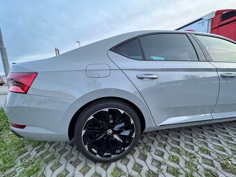 Škoda Superb Sportline - 6