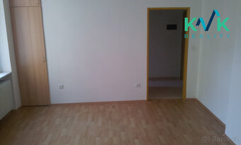 Pronájem bytu 1KK, 27,80 m2, cihla, v OV, 2 patro,  ul. Král - 6