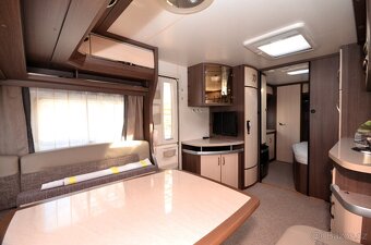 Karavan Hobby Prestige 660 WFU - 6