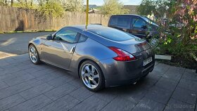 Nissan 370z - 6