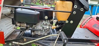 Zahradní traktůrek MTD - 6