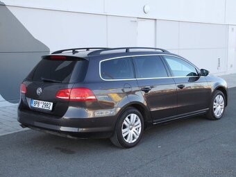 PASSAT B7, 1.4TSI-90kw,6st.m,TRENDLINE,PDC+Samopark,Výhřev - 6