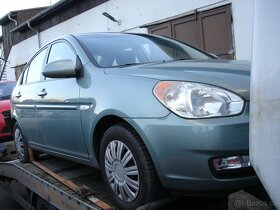 Hyundai Accent - 6