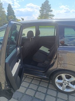 Opel Zafira B - 6
