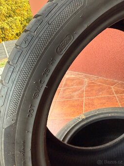 Hankook Ventus S1 Evo 3 245/40 R19 - 6
