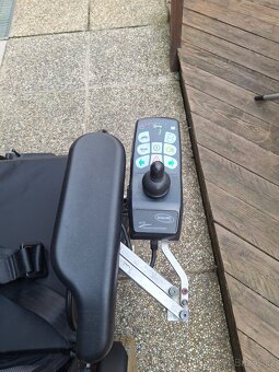 Elektrický invalidní vozik - 6