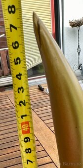 Soška skulptura zlatá volavka dřevěná na kameni TOP kousek - 6