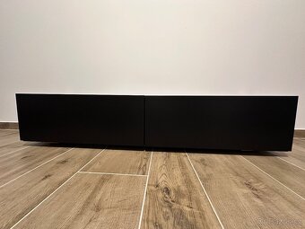 TV stolek - závěsný na zeď - 6