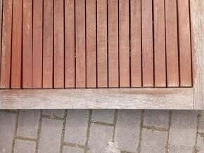 Stůl dřevo teak + 4 x židle PC 16 tis. Kč - 6