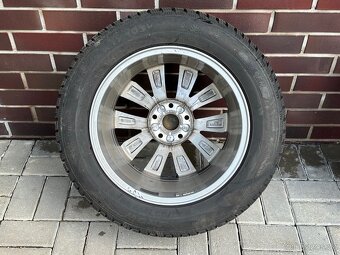 Volkswagen Tiguan Alu kola 7Jx17 ET45 Zimní gumy - 6