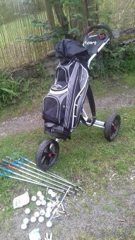 Golfový bag, vozík na bag a doplňky. - 6