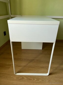 Psací stůl Ikea Micke - 6