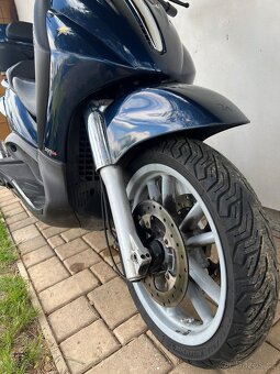 Piaggio Beverly 500 - 6