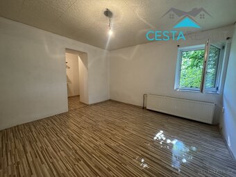 Prodej domu se zahradou 4536 m2 - Petrohrad, ev.č. 01048 - 6