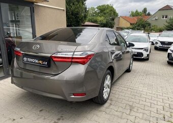 Toyota Corolla 1.6-AUTOMAT-KAMERA-NÍZKÉ KM - 6