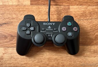 Sony Playstation 2 Slim (SCPH-75004) černá - 6