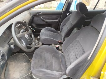 Volkswagen GOLF IV 1.6 benzín - díly z vozu - 6