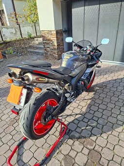 YAMAHA R1 2004 RN12 - 6