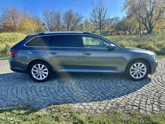 Škoda Superb 2.0 TDI 110kW DSG, rok 5/2016, servis Škoda - 6
