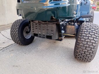 Prodám zahradní traktor MTD Bolens 15.5Hp - 6