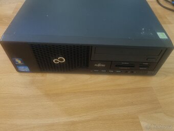 Stolní mini PC Fujitsu Esprimo E900, Intel i3 - 6