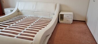 Designová manželská postel + noční stolky - 6