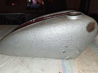 Nádrže jawa special - 6