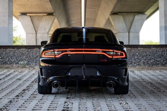 Dodge Charger SRT Hellcat 6.2L V8 - 6