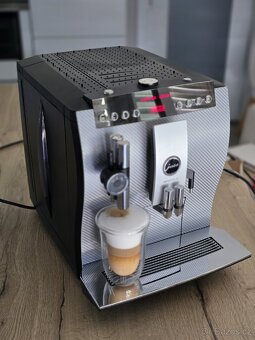 KÁVOVAR Jura Z7 Carbon LIMITED DESING - 6