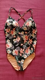 Nové nepoužité plavky Calzedonia vel. L - 6