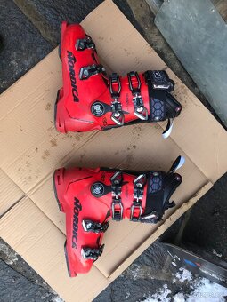 Lyžáky Nordica Speed machine 130, vel 27,/27,5 - 6