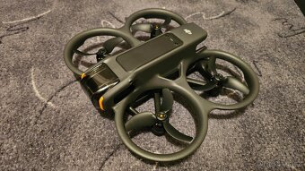 Dji Avata 2 - Three batteries - Fly more combo / zánovní - 6