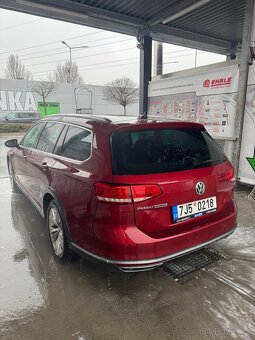 Volkswagen Passat - 6