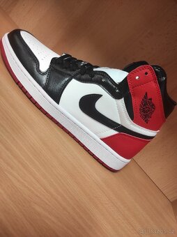 Jordan 1 Retro High "Satin Black Toe" - 6
