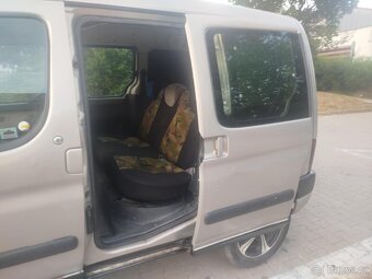 Citroen Berlingo 2,0 HDI 5 místní - 6