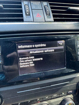 Autorádio Škoda Octavia 3 Swing s Bluetooth (5E0035871B) - 6