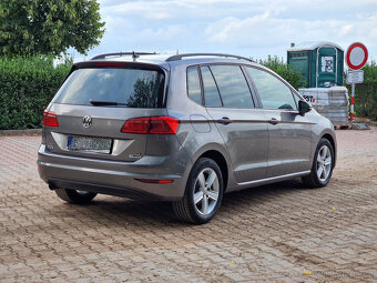 VOLKSWAGEN GOLF SPORTSVAN 1,6 TDi 81 kW - 6