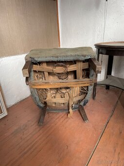 Křesla Halabala h 237 - 6