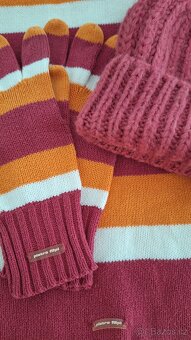 Dámský set – čepice, rukavice a šála - 6